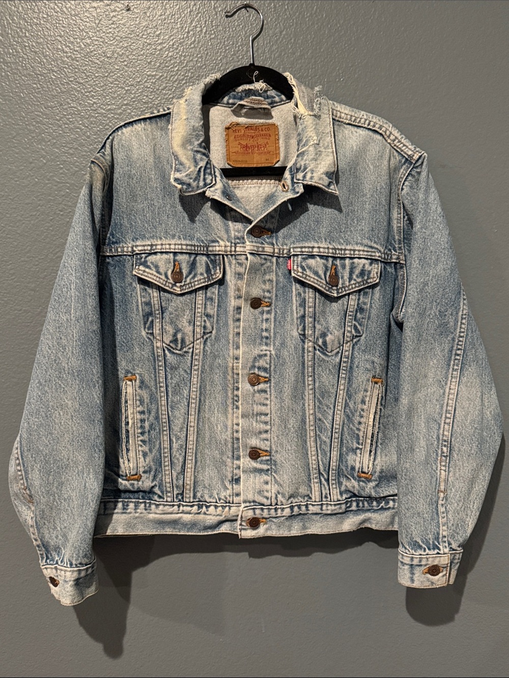 Levi's Denim Distressed Trucker Jacket